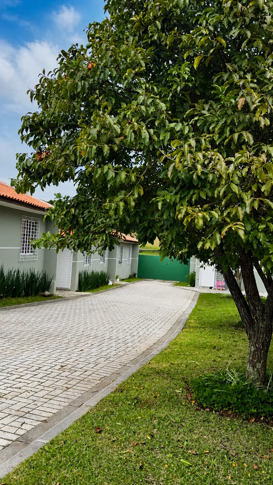 Condomínio Lucia Tomazi Buso — vista externa